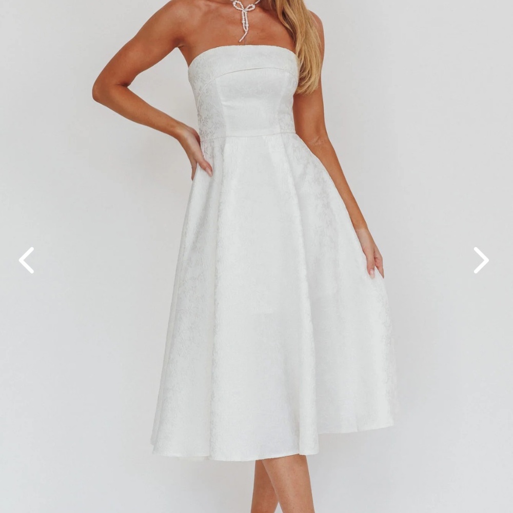 Selfie Leslie White Dress